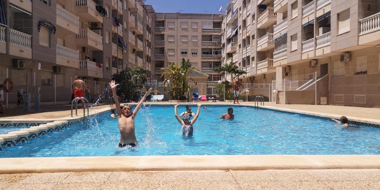 Mila Sloneczny Apartament W Torrevieja Centrum المظهر الخارجي الصورة